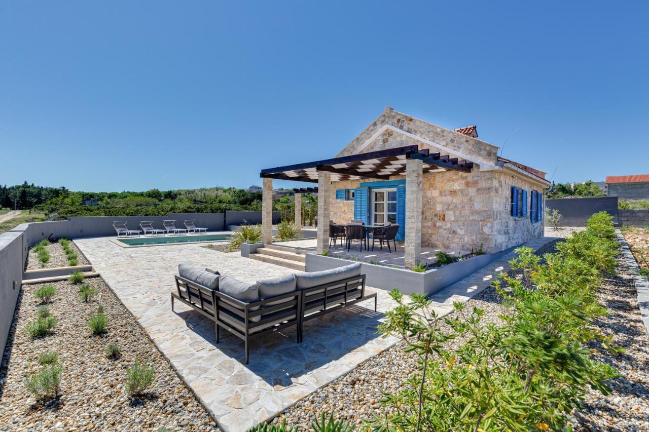 Ražanac Stonehouse Milan 빌라 외부 사진