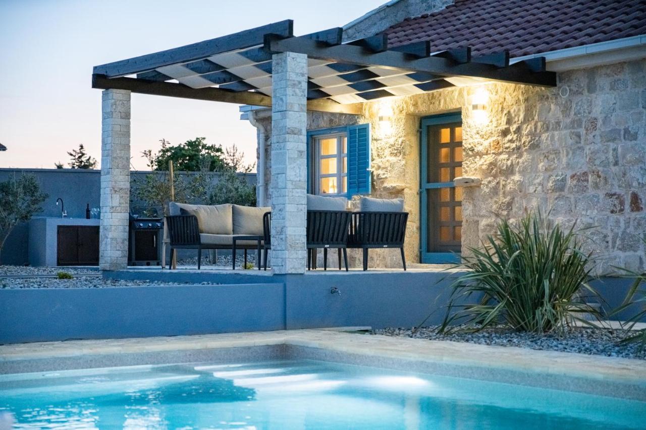 Ražanac Stonehouse Milan 빌라 외부 사진
