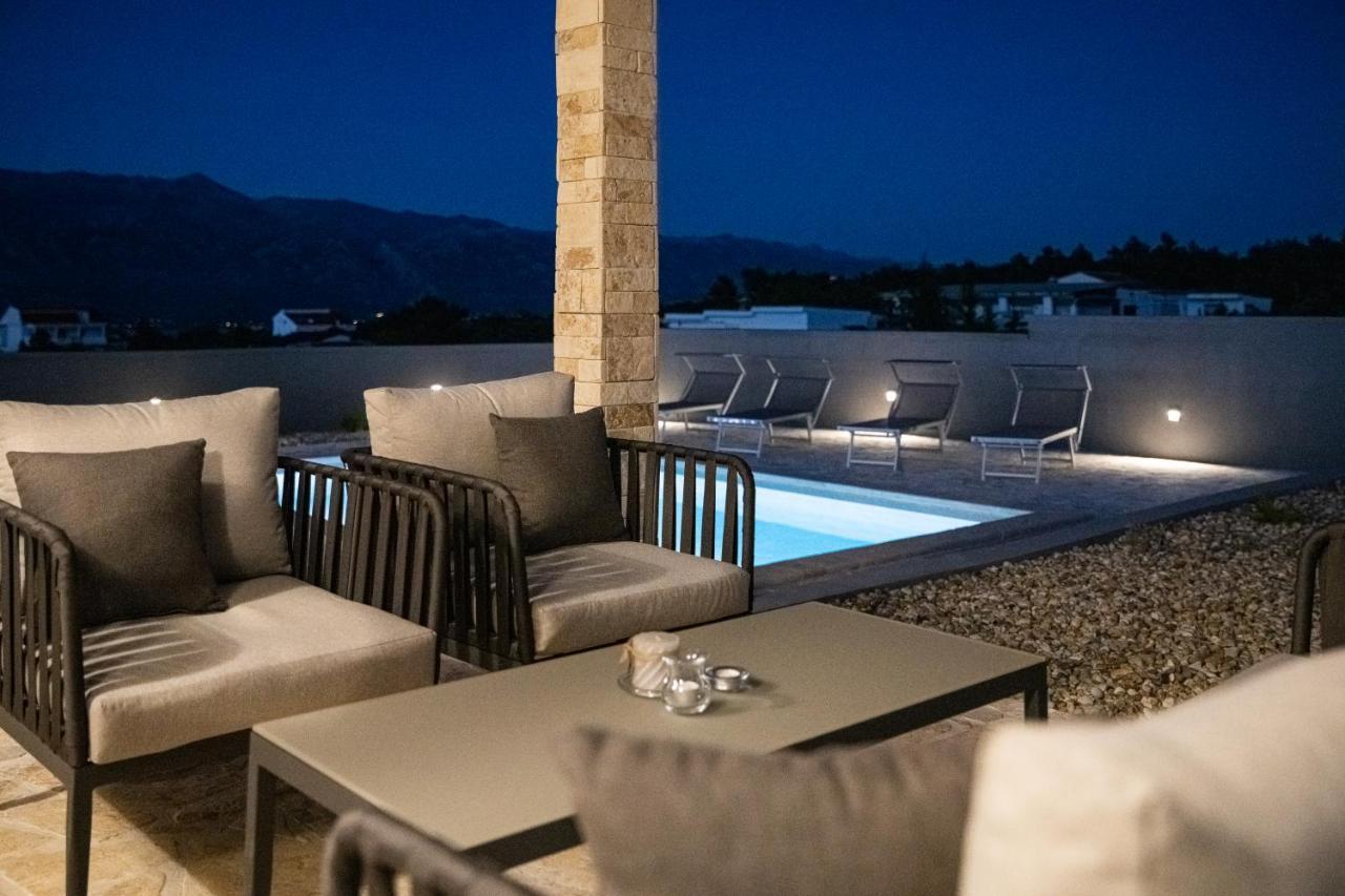Ražanac Stonehouse Milan 빌라 외부 사진